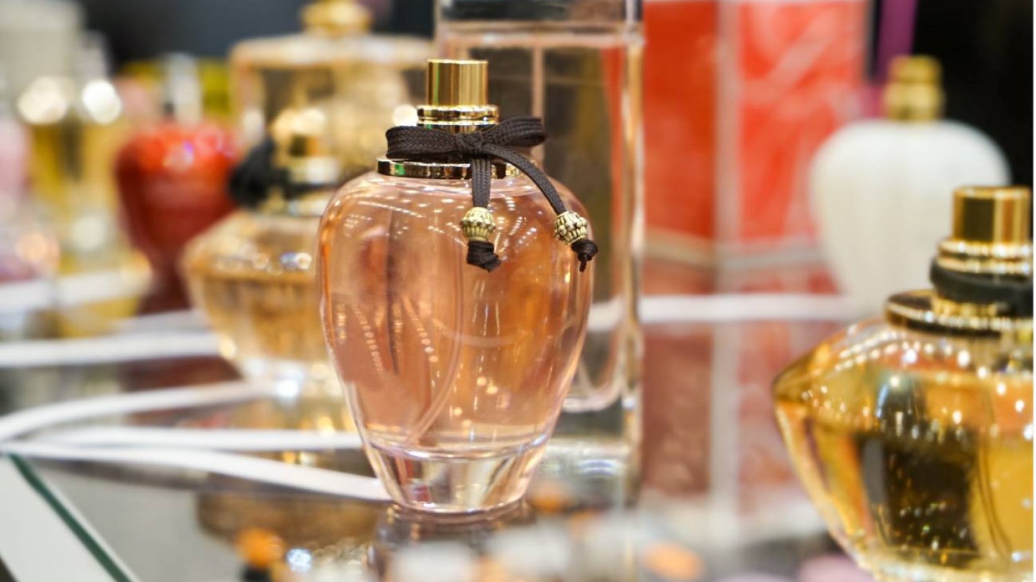 Arabskie perfumy w Rossmannie na promce. Wybór jest ogromny