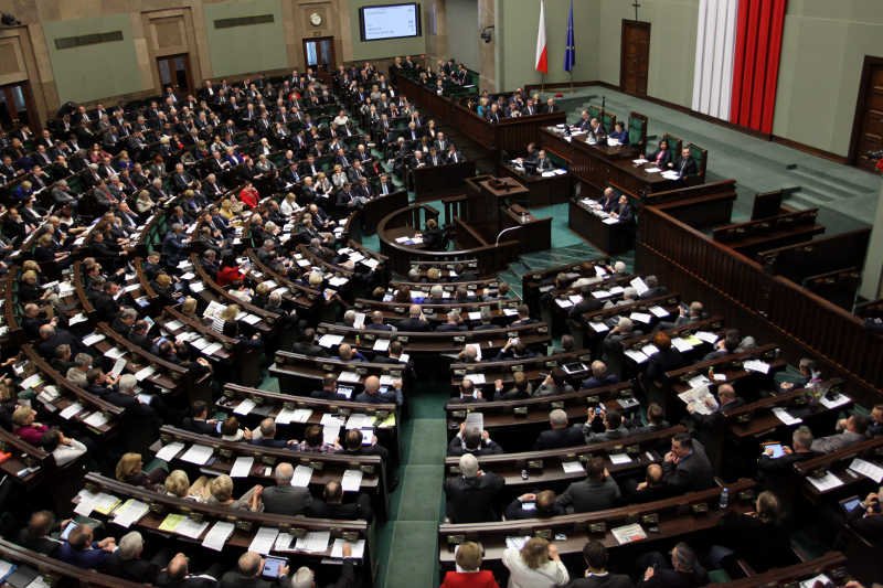 Instytucje państwowe badają poziom satysfakcji polityków. Posłowie są najmniej zadowoleni z Domu Poselskiego