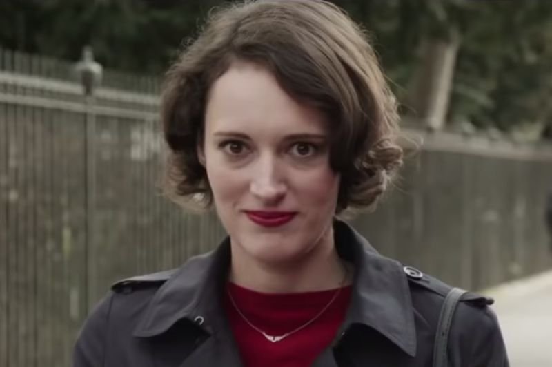 Główną aktorką i scenarzystką serialu jest Phoebe Waller-Bridge.