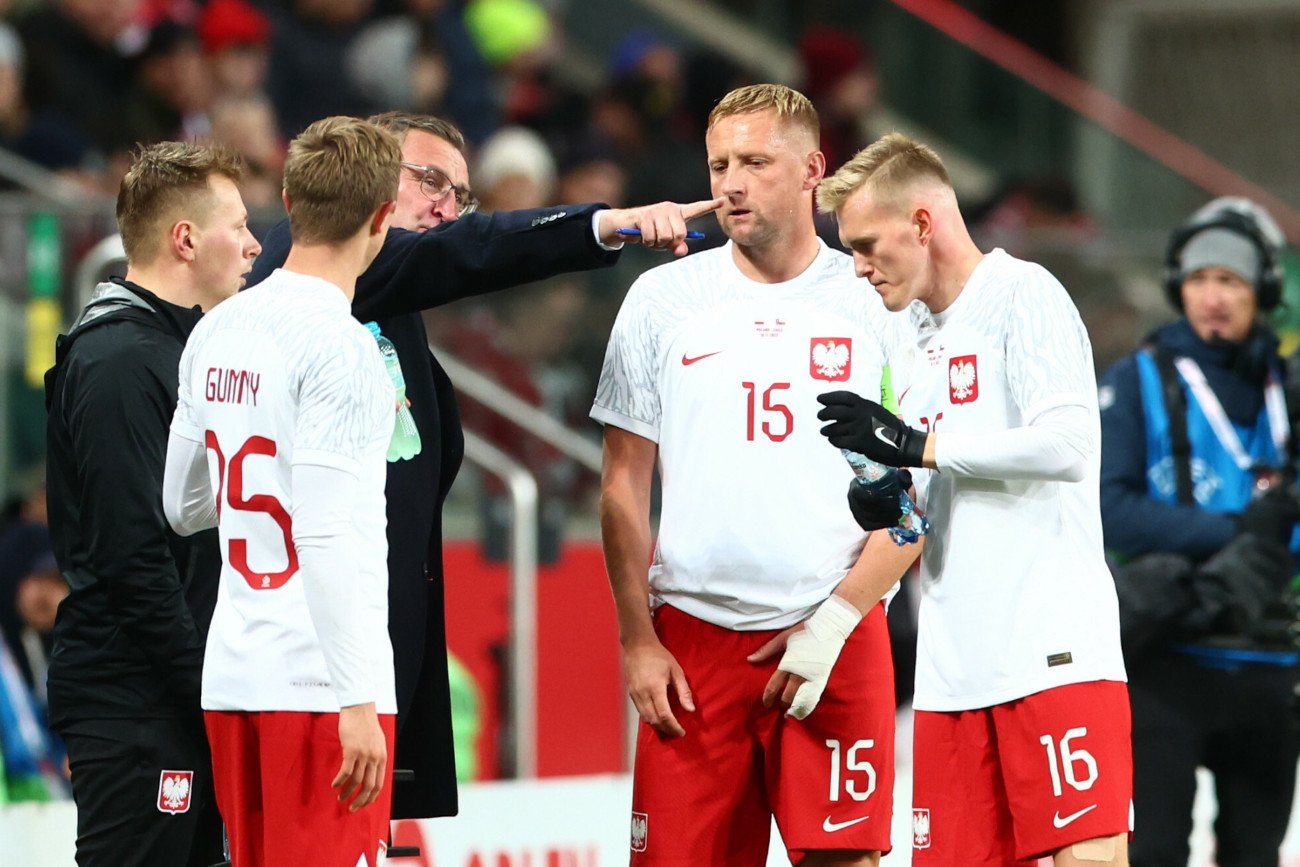 Szkoleniowiec Biało-Czerwonych Czesław Michniewicz miał w trakcie meczu z Chile sporo uwag do swoich podopiecznych.