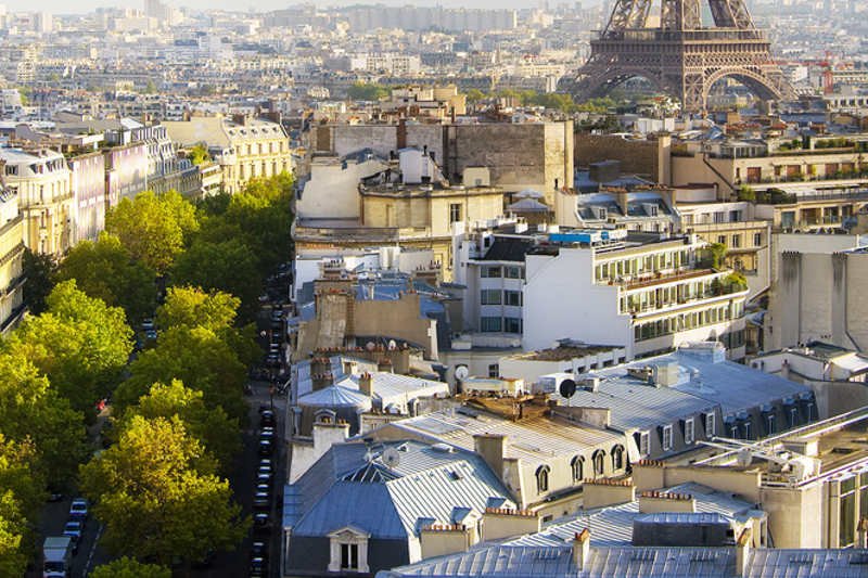 Dachy Paryża. Dzięki aplikacji Google każdy będzie mógł się na nie wspiąć