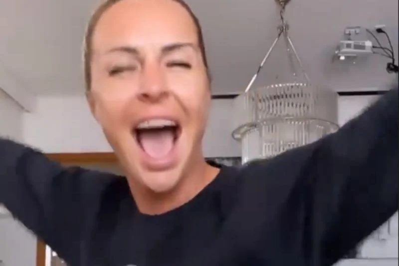 Tak z wieści o uniknięciu kwarantanny cieszy się Blanka Lipińska.