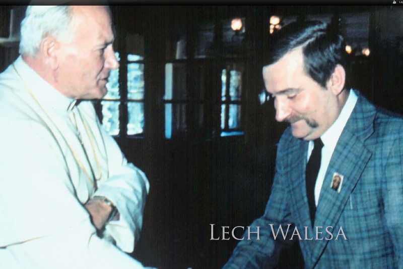 Kadr z nowego spotu wyborczego Mitta Romneya