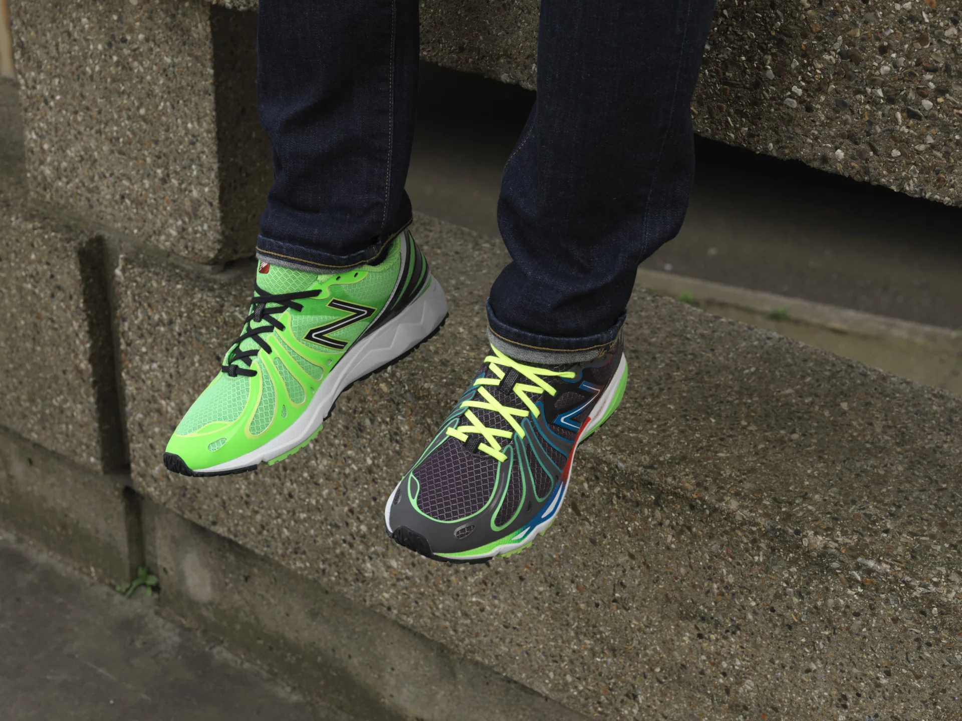 Nowy model NewBalance 890 to jeden z najlepszych butów do biegania po twardych nawierzchniach. Cechuje się bardzo dobrą amortyzacją przy zachowaniu niewielkiej wagi, co czyni tego buta bardziej dynamicznym.