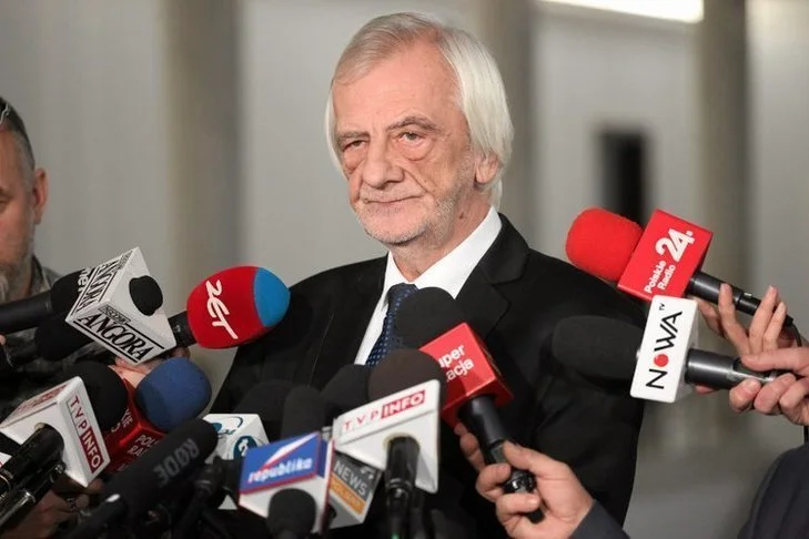 Wicemarszałek Sejmu Ryszard Terlecki oburzył wielu sugestiami nt. reformy podstawy programowej.