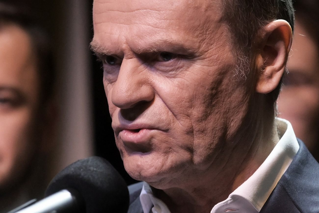 Mocna reakcja Tuska po głosowaniu ws. aborcji. Konsekwencje dla posłów KO.