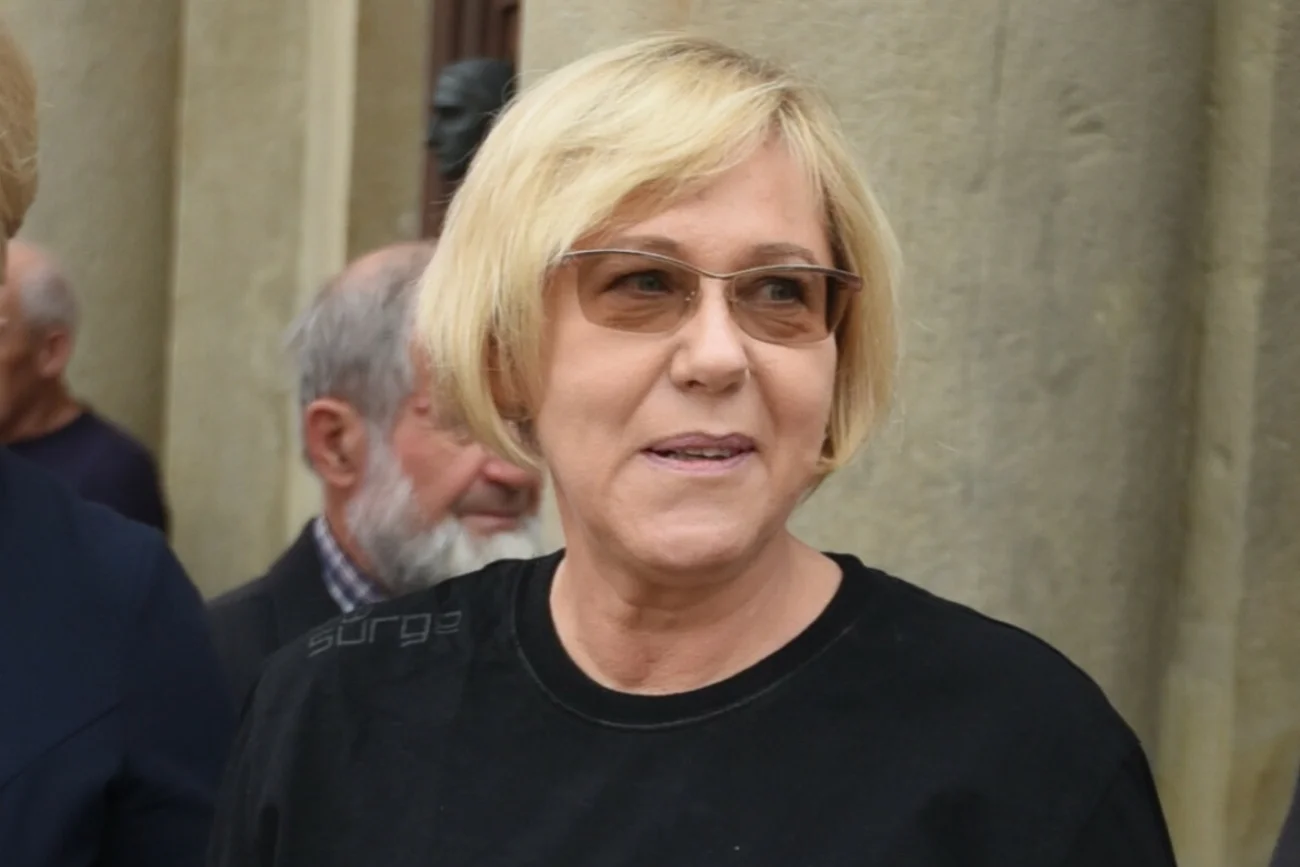 Kurator Barbara Nowak wywołała burzę na Twitterze. Nazwała śmierć nastolatki sukcesem edukacji.