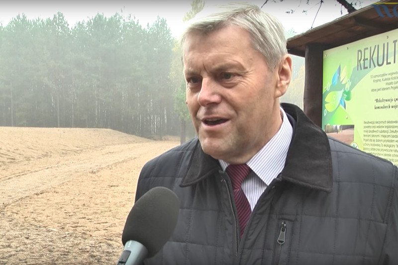 Kulesze Kościelne na Podlasiu, bastion PiS. Wójt Józef Grochowski rozporządzenie dot. obniżki wynagrodzeń sprytnie obejdzie dzięki uchwale Rady Gminy.