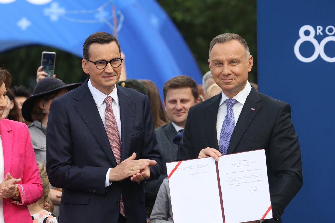 800 plus. Andrzej Duda podpisał nawę ws. tego świadczenia.
