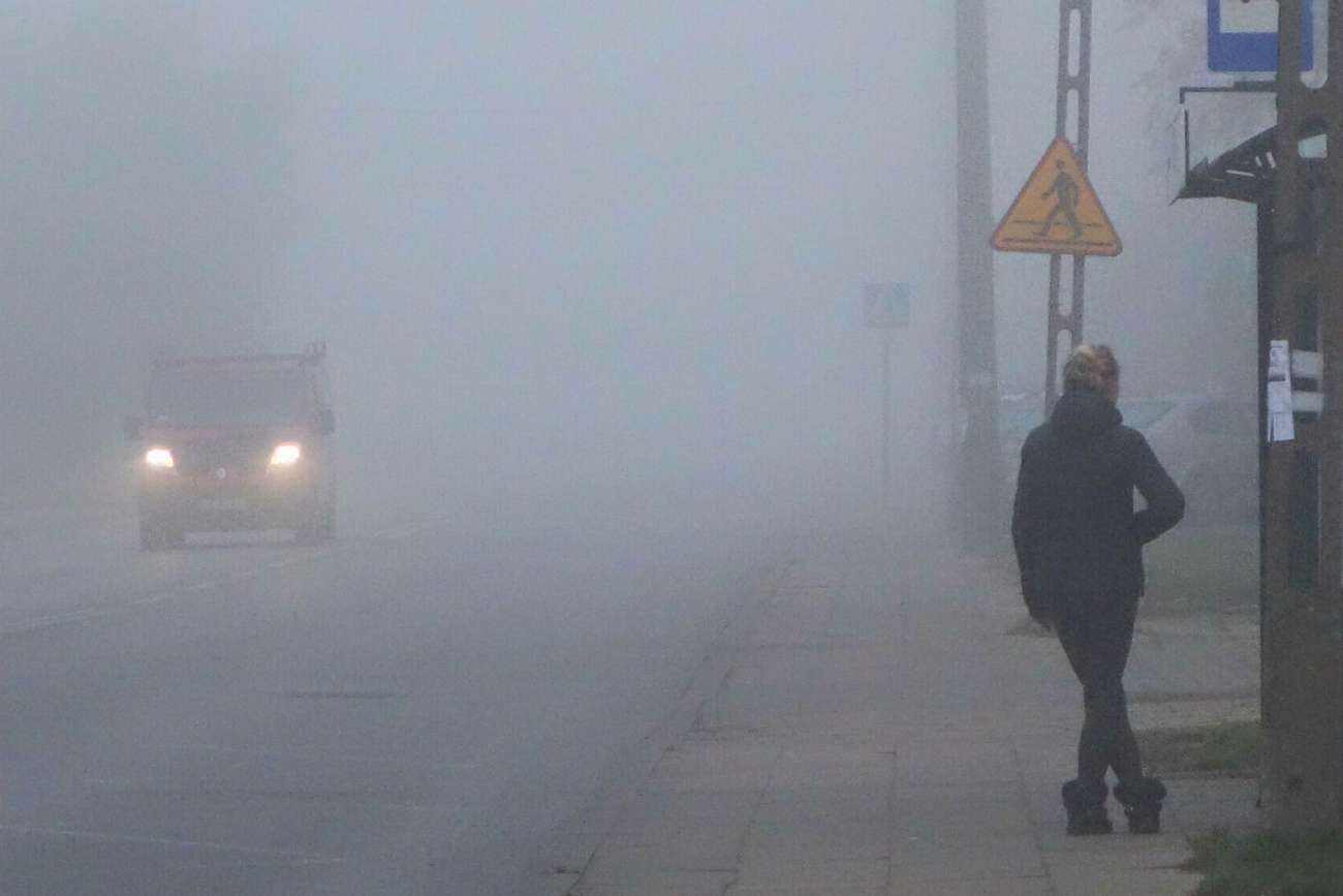 Mgła w niedzielę.