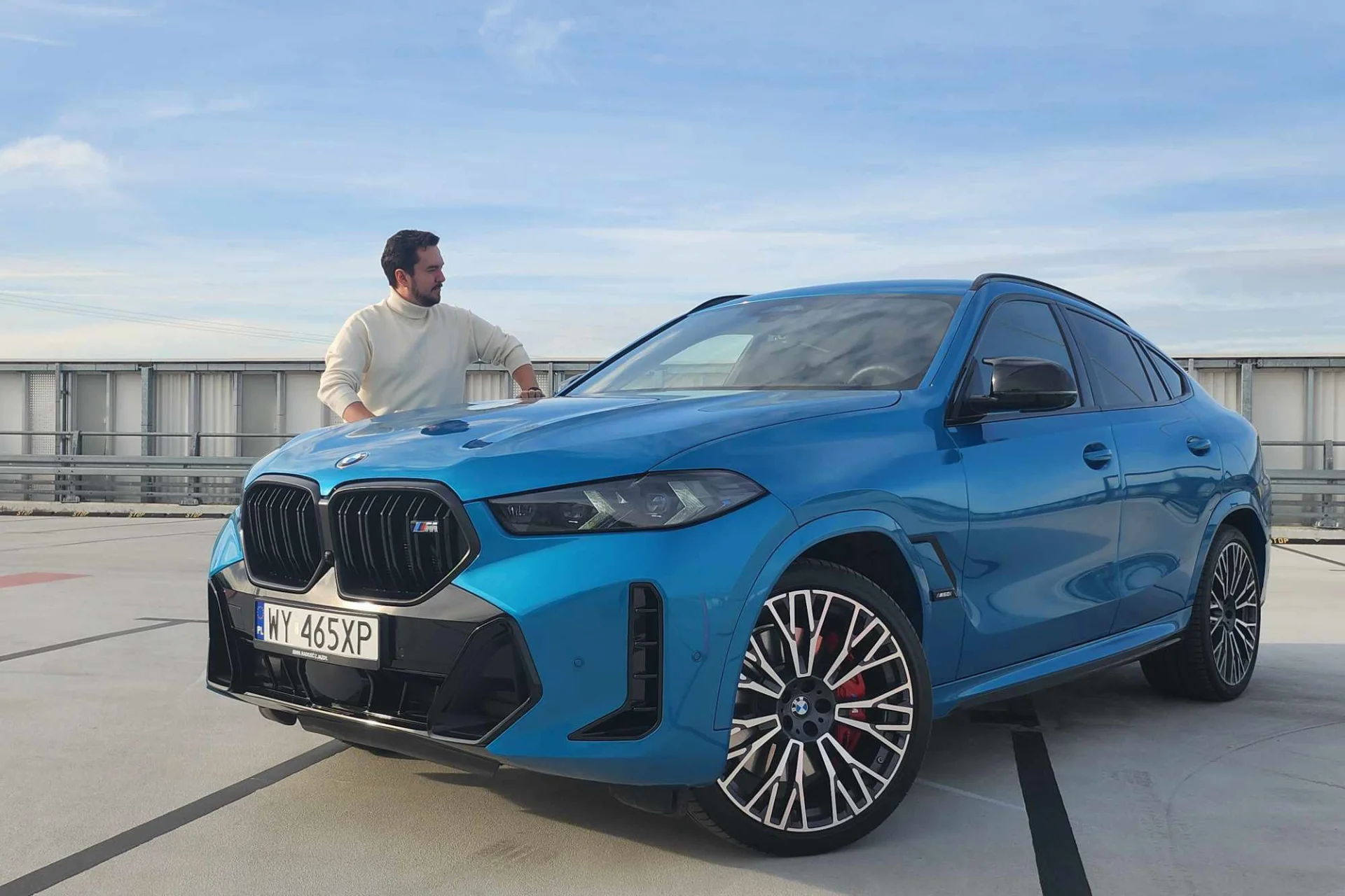 BMW X6 M60i to super auto! Więc dlaczego sprzedaje się gorzej niż X5 i X7?
