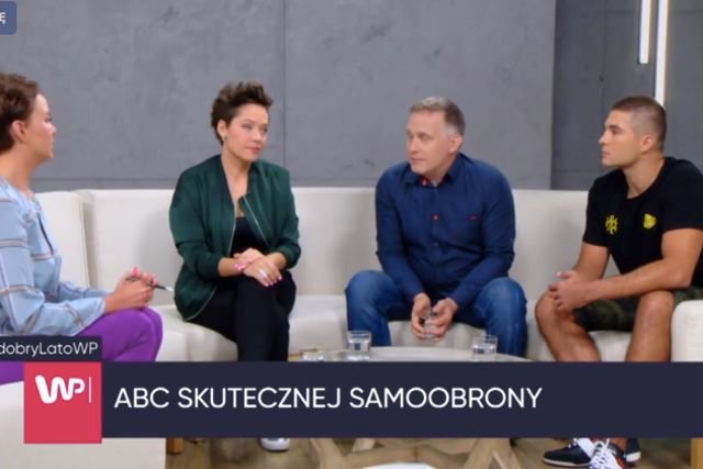 Pan Robert tłumaczy, na czym świat stoi.