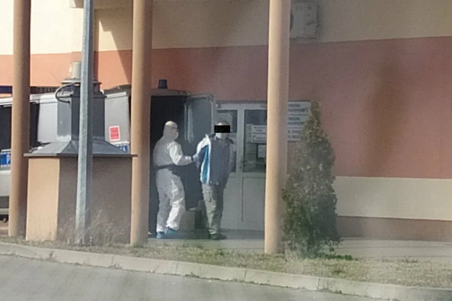 Mężczyzna z Grudziądza odpowie za skrajnie nieodpowiedzialne zachowanie. Groził, że będzie jeździł po mieście i wszystkich zakażał koronawirusem.