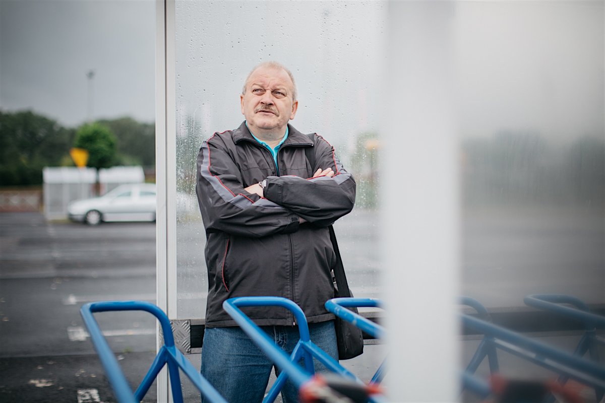 Pracownicy Praktikera codziennie muszą stawiać się do pracy, której nie ma.