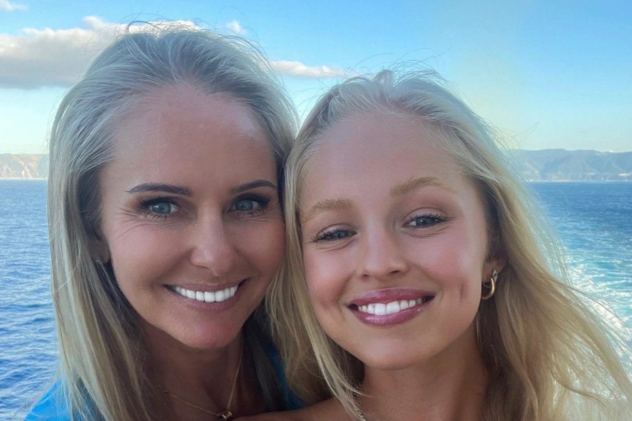 Jej mama to była Miss Polonia. Julia Tychoniewicz robi karierę w sieci.