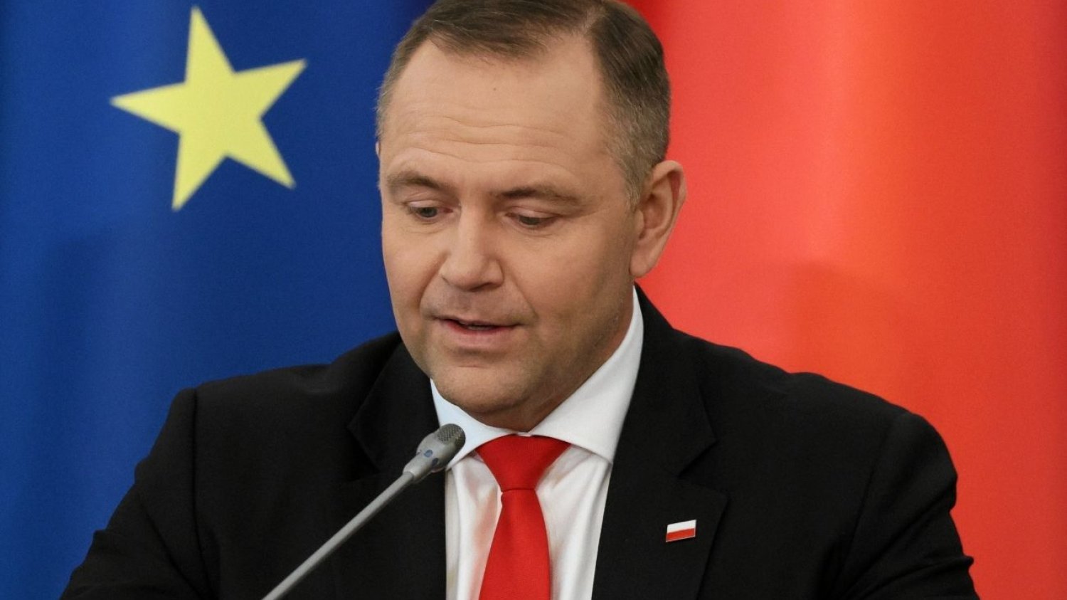 W Berlinie zastanawiają się, jaki ton przybierze Nawrocki. W Berlinie zastanawiają się, jaki ton przybierze Nawrocki.