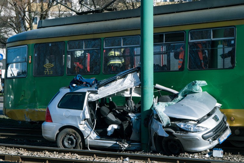 Gdy uszkodzenia przekraczają wartość pojazdu ubezpieczyciel z automatu orzeka o szkodzie całkowitej.