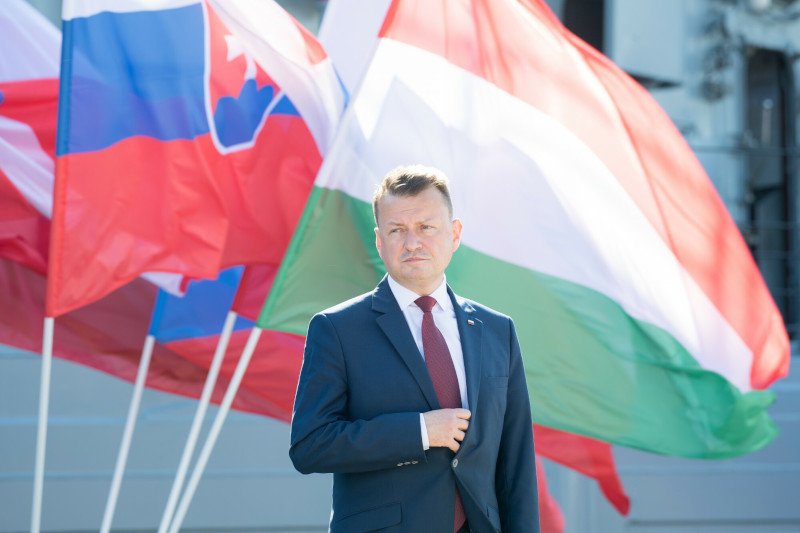 Mariusz Błaszczak nie weźmie udziału w naradzie ministrów obrony państw Grupy Wyszehradzkiej