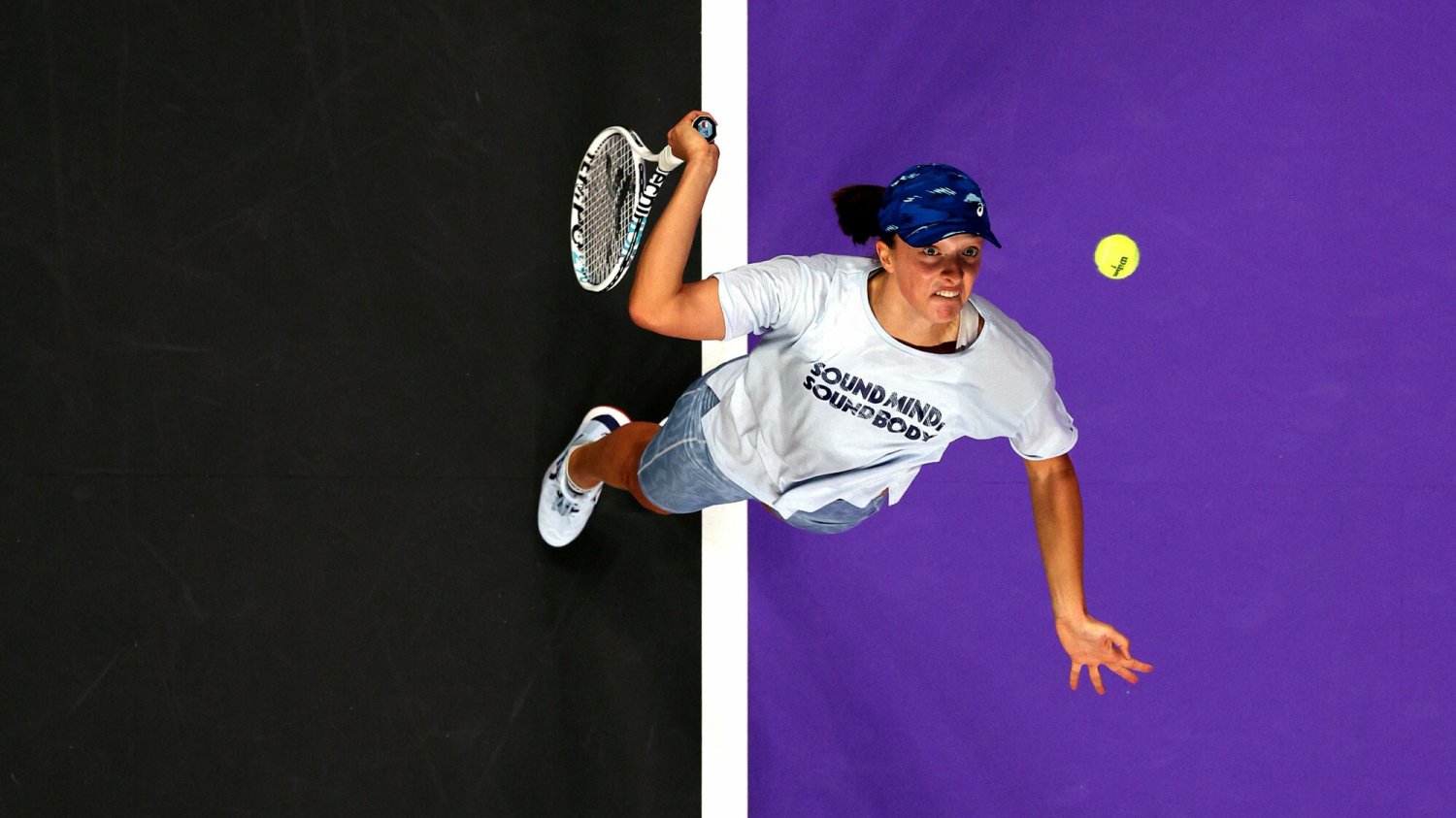 Świątek murowaną faworytką WTA Finals, legenda już wie. "To się w głowie nie mieści"