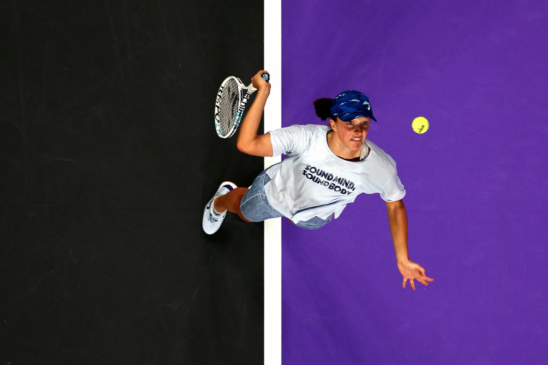 Świątek murowaną faworytką WTA Finals, legenda już wie. "To się w głowie nie mieści"