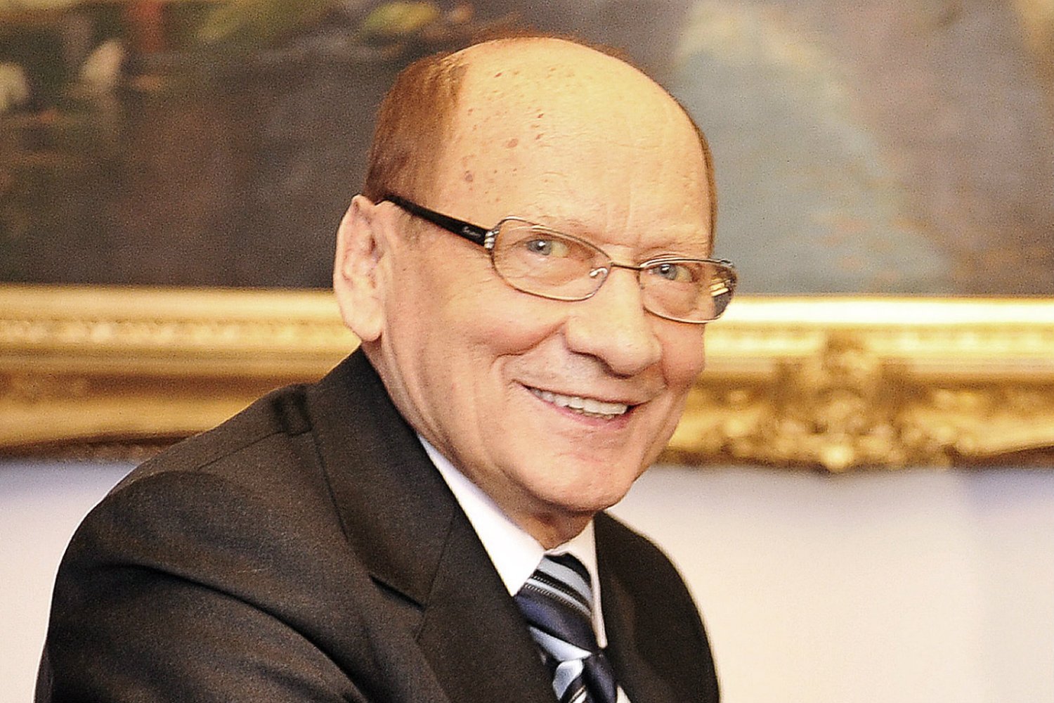 Tadeusz Ferenc po raz piąty z rzędu wygrywa wybory w Rzeszowie. To najstarszy prezydent w Polsce, który ma 78 lat.