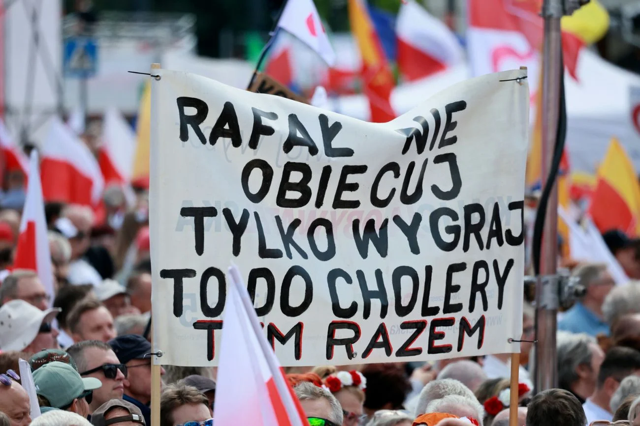 Marsz Trzaskowskiego Tłum na marszu Trzaskowskiego