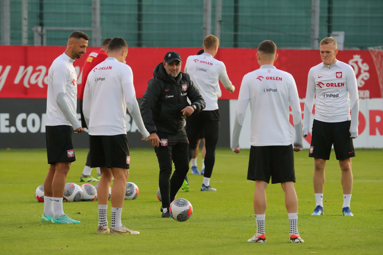 Eliminacje do Euro 2024. Polska zagra z Wyspami Owczymi, debiut Probierza