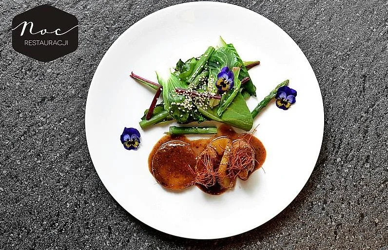 Poznań. Polędwiczka wieprzowa, togarashi, wołowe demi glace w Kyokai Sushi Bar. Cena: 20 zł.
