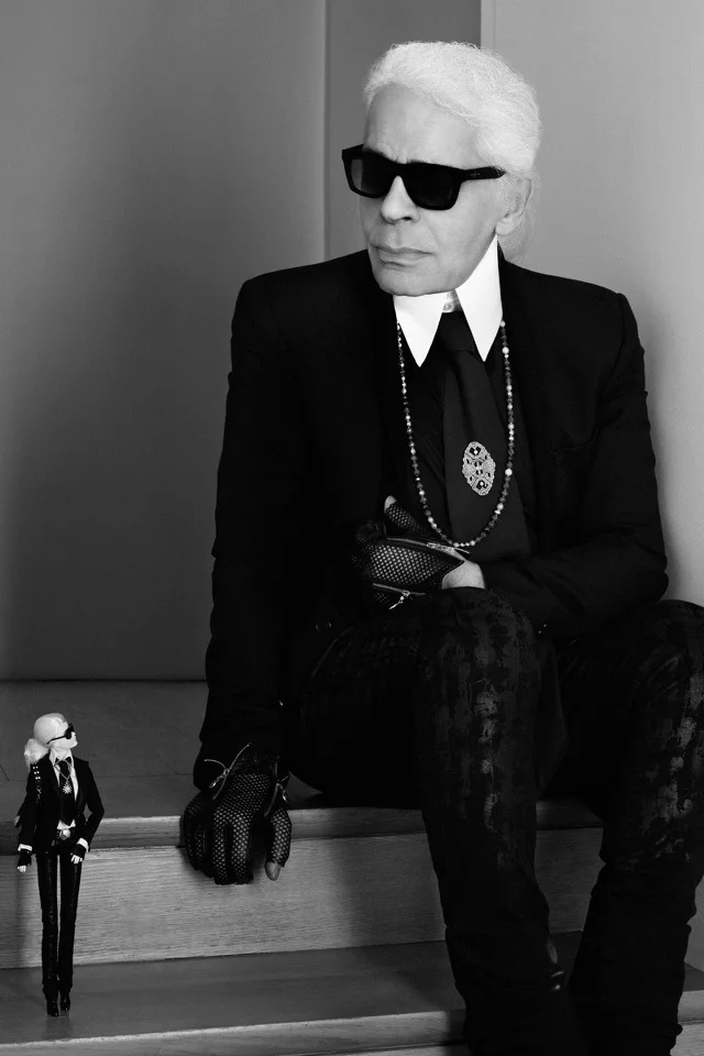 Lagerfeld i jego Barbie.