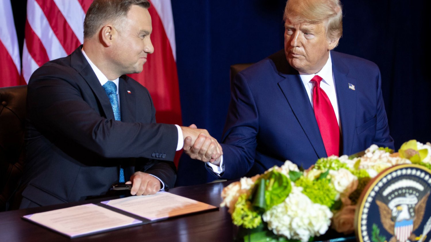 Andrzej Duda ma się spotkać Donaldem Trumpem. Donald Tusk komentuje