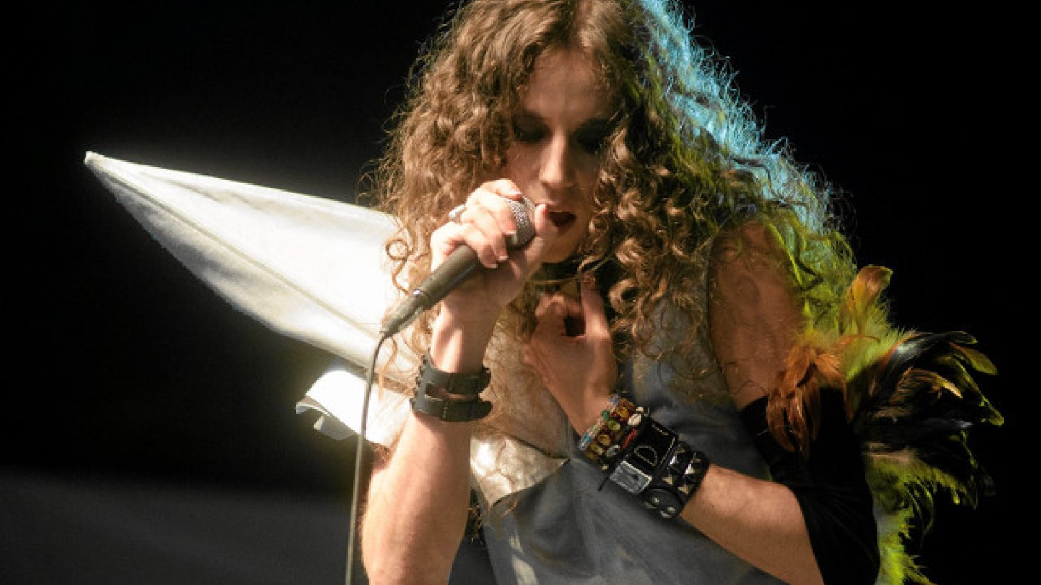 Michał Szpak, finalista X Factor, jego hojnym sponsorem stał się milioner Leszek Gierszewski, właściciel firmy produkującej okna Drutex