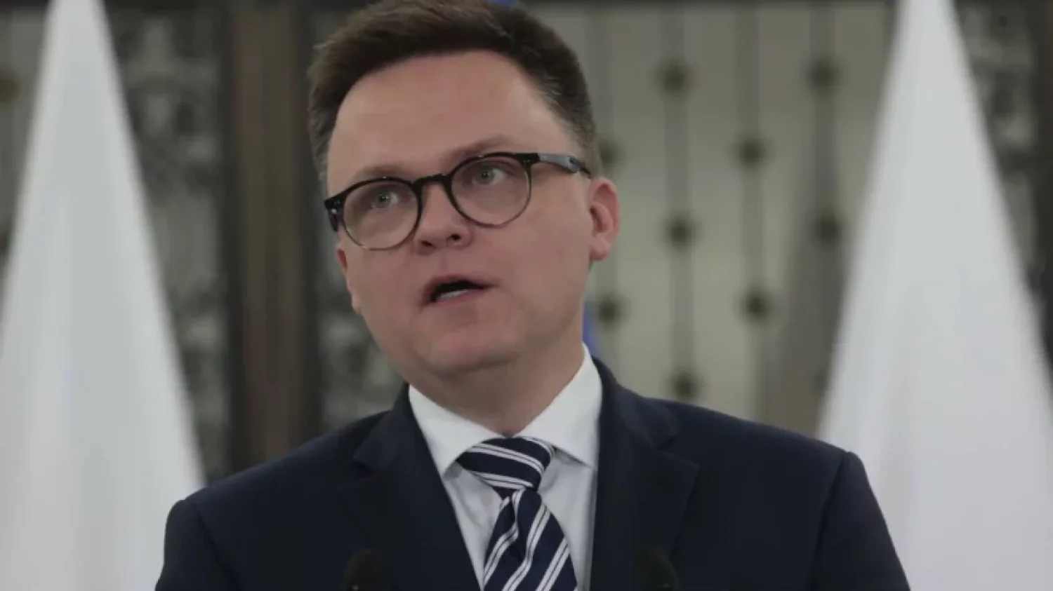 Szymon Hołownia stawia warunki Morawieckiemu. Chodzi o spotkanie.