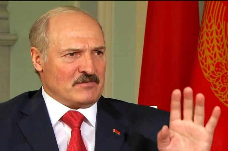 Prezydent Białorusi Aleksander Łukaszenka sprzeciwia się federalizacji Ukrainy i uznaje nowe władze w Kijowie za legalne.