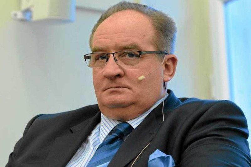 Europoseł PO Jacek Saryusz-Wolski stał się zakładnikiem politycznej rozgrywki