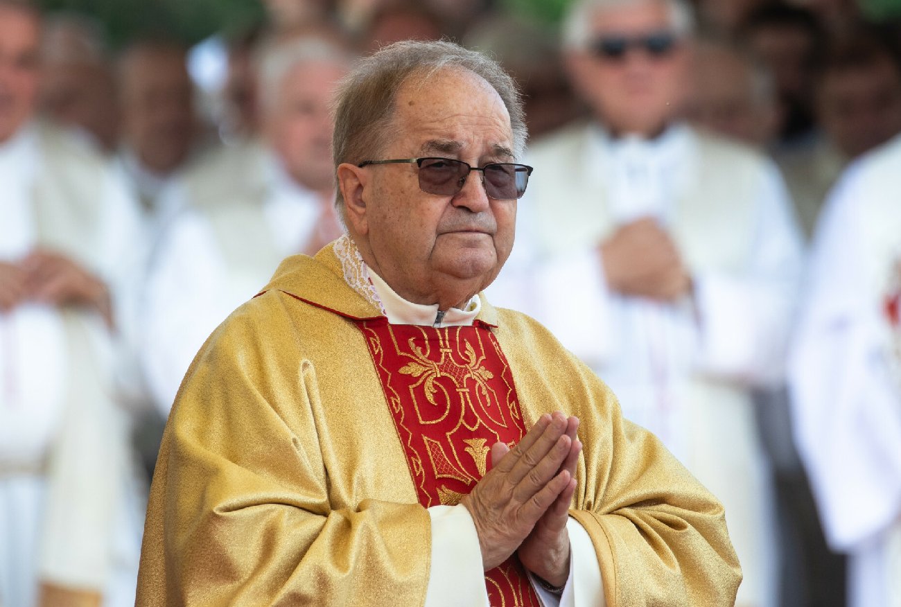 Jasna Góra. Tadeusz Rydzyk broni posła PiS. "Modlicie się za niego?"