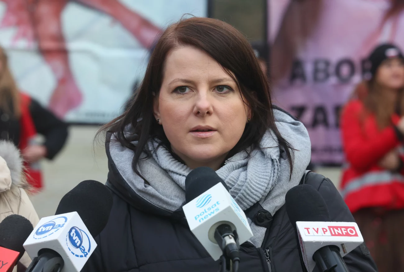 Kaja Godek wraca do Sejmu. "Nikt mi nie zabroni mówić o mojej aborcji".