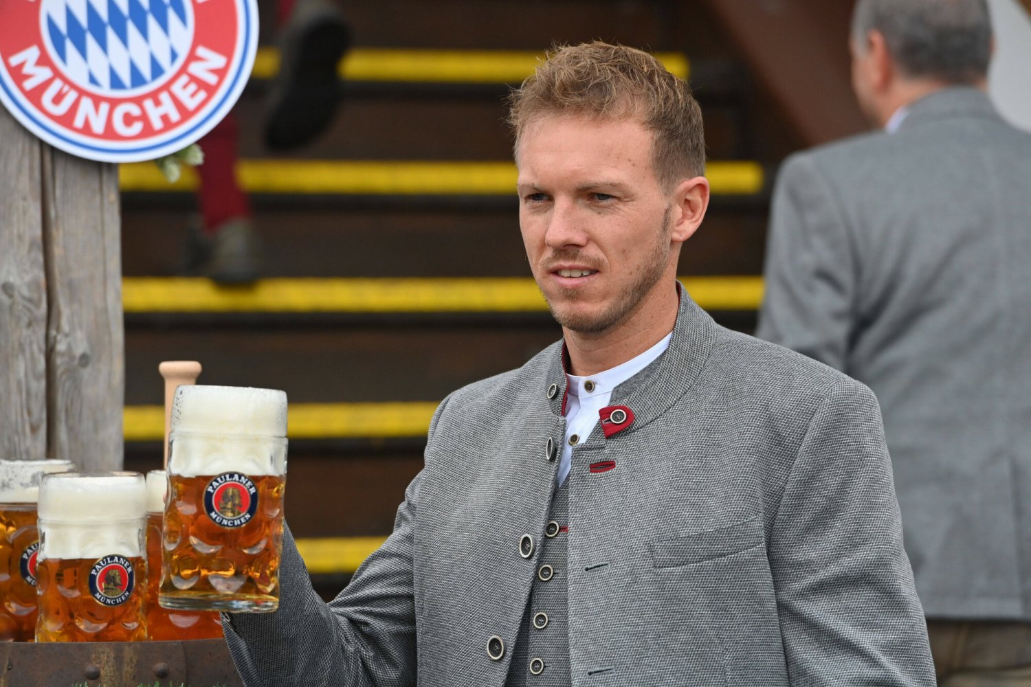 Julian Nagelsmann musi wypić piwo, którego nawarzył latem w Bayernie Monachium