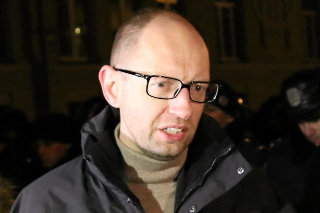 Premier Ukrainy Arsenij Jaceniuk podał się do dymisji