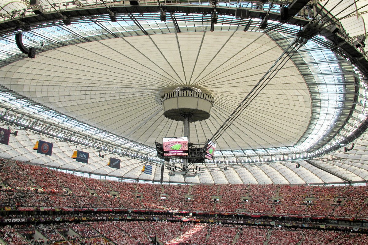 Dlaczego kibice nie mogą oglądać meczów kadry na Stadionie Narodowym?