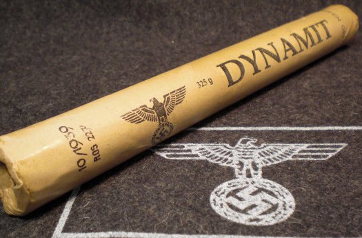 Z oleju sojowego Niemcy wytwarzali glicerynę - surowiec do produkcji nitrogliceryny (z 10 ton oleju powstawała 1 tona gliceryny), dzięki której można było wyposażyć Wehrmacht w tysiące ton bezdymnego prochu strzelniczego i dynamitu.