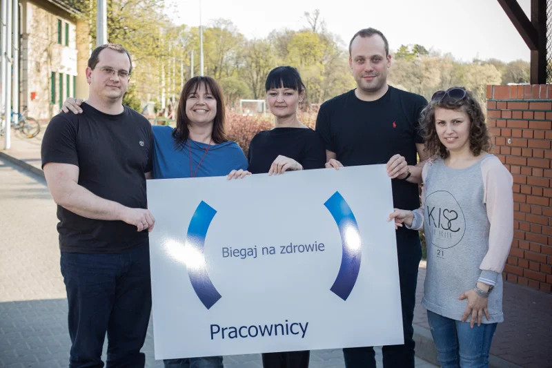 Uczestnicy programu PZU Biegaj na zdrowie. Drużyna pracowników PZU.