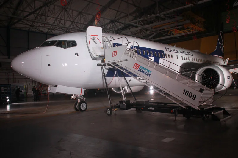 LOT wstrzymuje loty Boeingami 737 Max 8.
