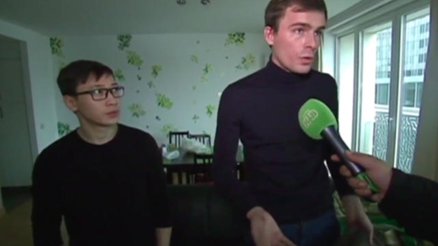 Rosyjscy dziennikarze pobici przez uchodźców.