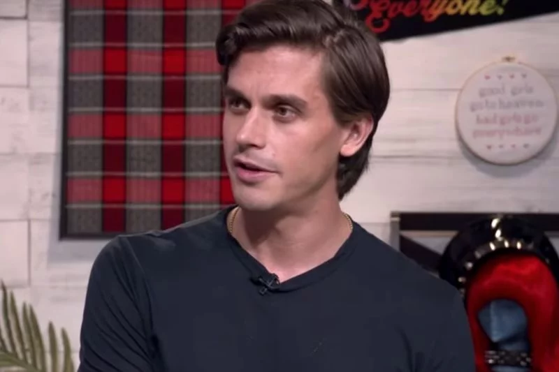 Antoni Porowski odniósł się w wywiadzie do wydarzeń z Polski.