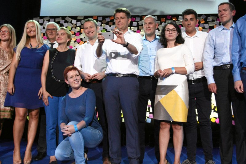 Czy listy Nowoczesnej Ryszarda Petru zdominowane są przez ludzi PO?