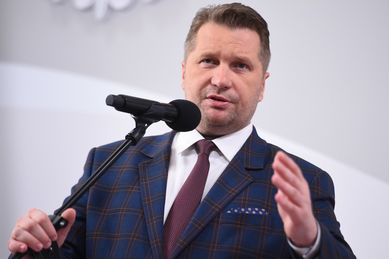 Przemysław Czarnek pokłócił się z dziennikarką podczas konferencji.