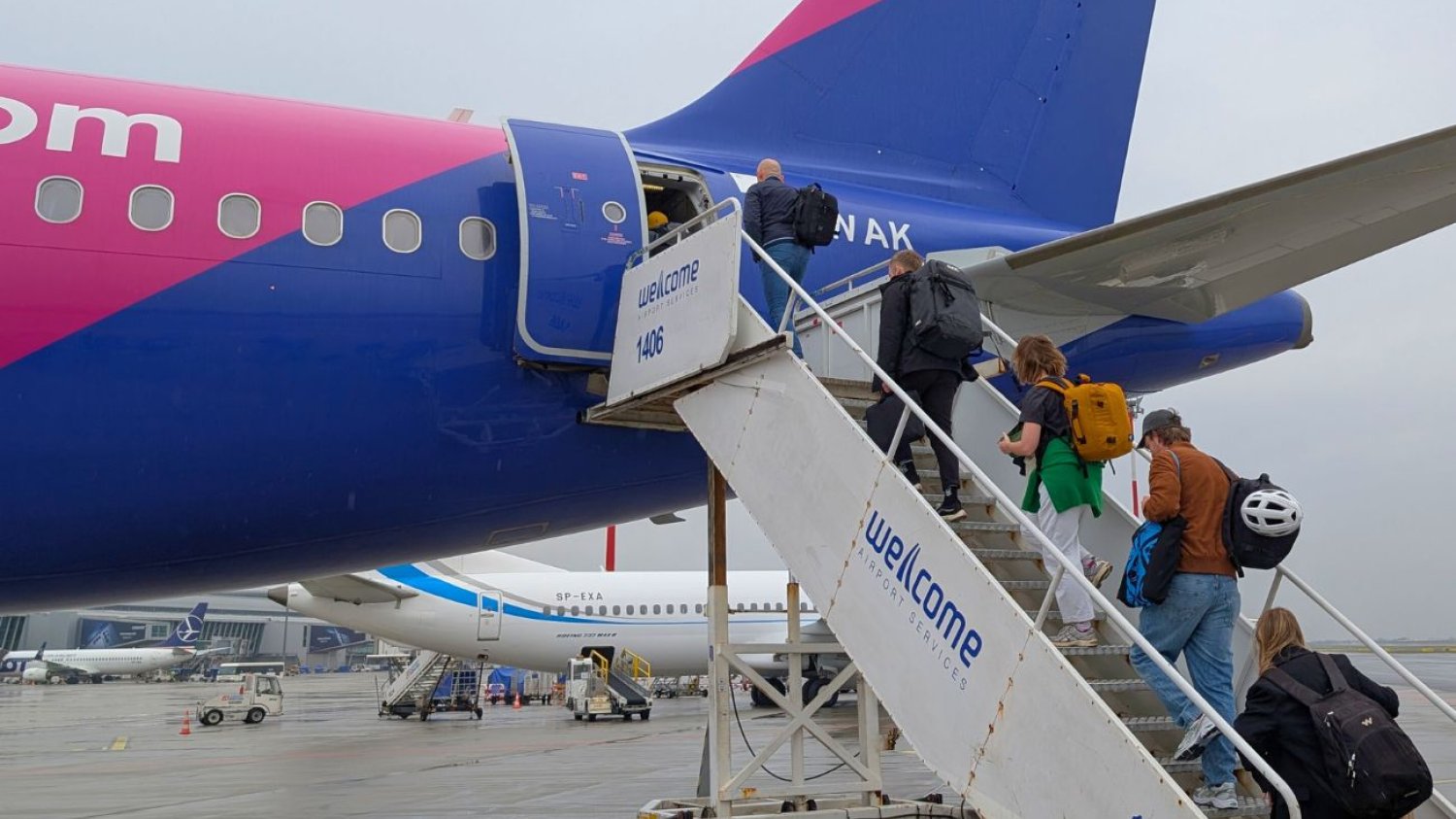 Nowe trasy Wizz Aira jeszcze w wakacje Wizz Air otwiera nowe trasy z Polski w wakacje