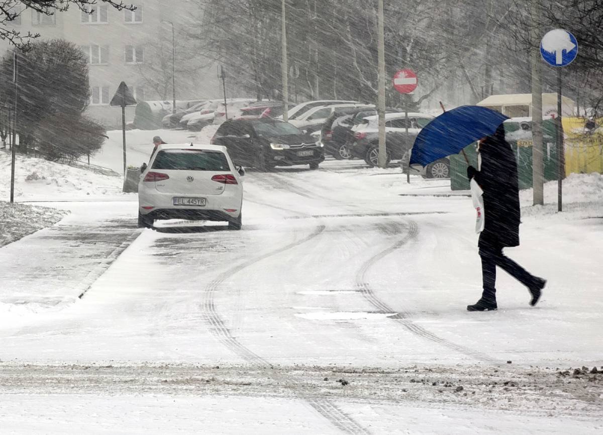 Pogoda na koniec stycznia? IMGW wydało ostrzeżenia - oblodzenie i śnieg