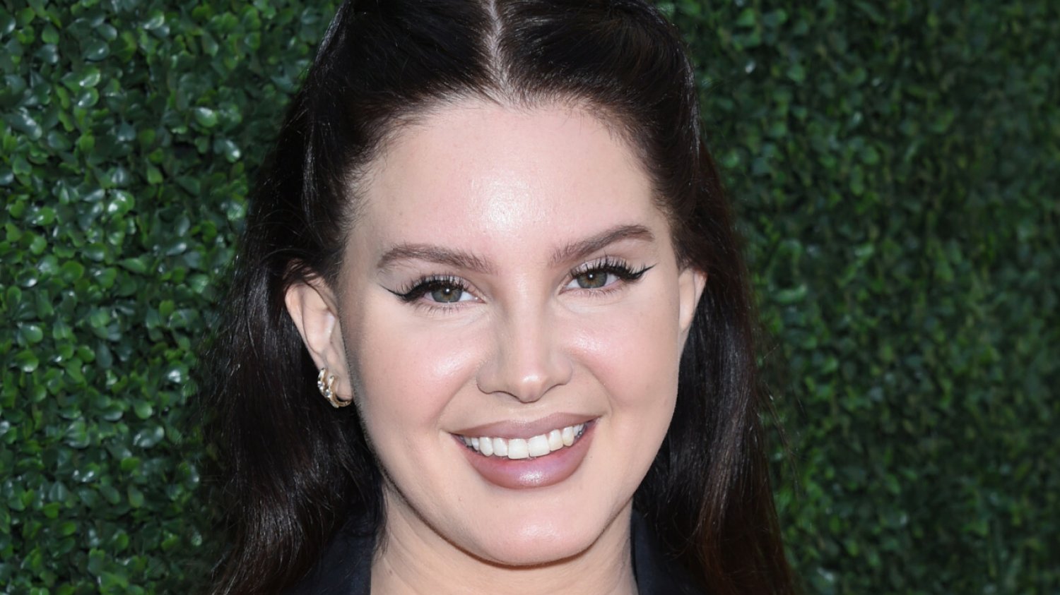 Lana Del Rey wydała nową piosenkę "A&W", która jest drugim utworem promującym jej nadchodzący album "Did you know that there’s a tunnel under Ocean Blvd".