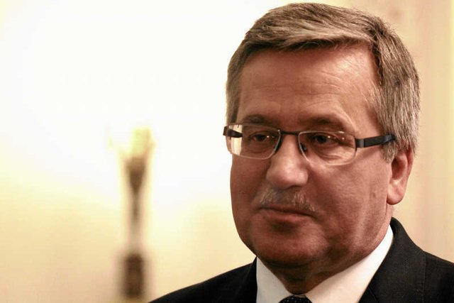 Bronisław Komorowski liderem prezydenckiego sondażu